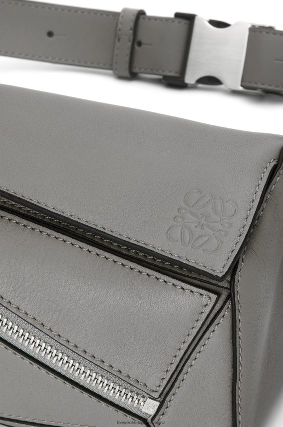 Loewe Men Mini Puzzle bumbag in classic calfskin Asphalt Grey LH60R570