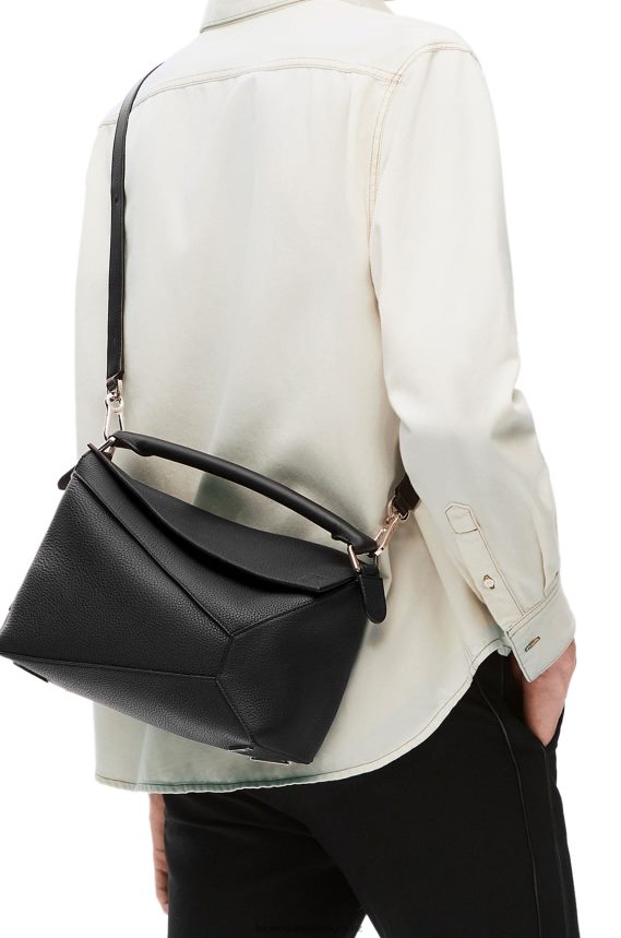 Loewe Men Puzzle Edge bag in grained calfskin Black LH60R540