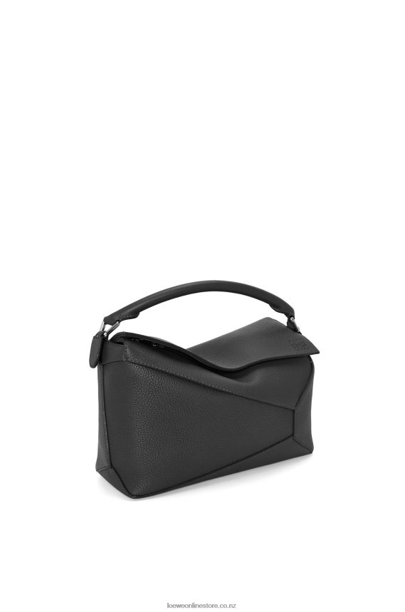 Loewe Men Puzzle Edge bag in grained calfskin Black LH60R540