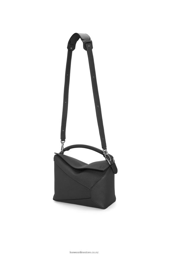 Loewe Men Puzzle Edge bag in grained calfskin Black LH60R540