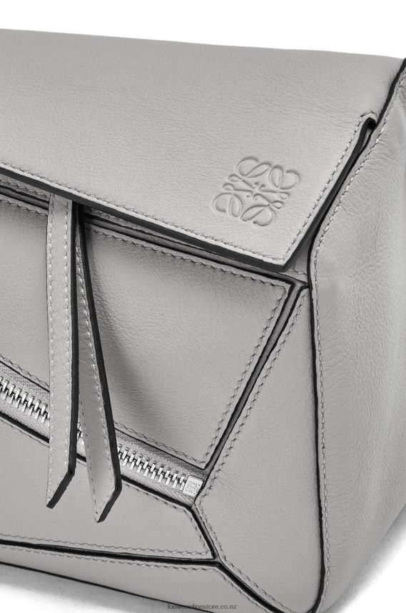 Loewe Men Small Puzzle bumbag in classic calfskin Asphalt Grey LH60R565