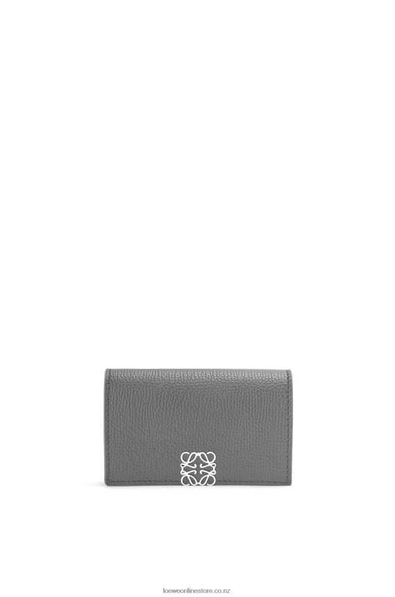 Loewe Women Anagram business cardholder in pebble grain calfskin Asphalt Grey LH60R1374