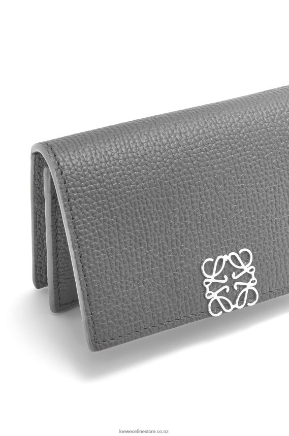 Loewe Women Anagram business cardholder in pebble grain calfskin Asphalt Grey LH60R1374