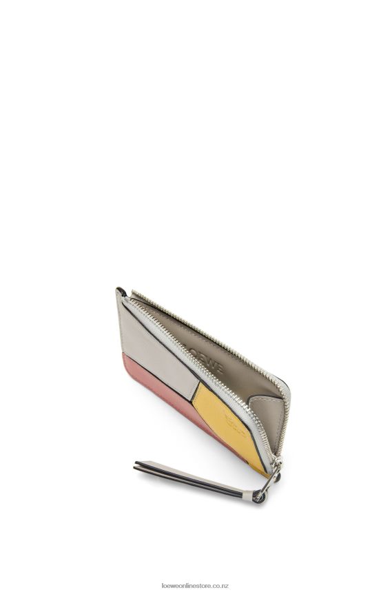 Loewe Women Puzzle coin cardholder in classic calfskin Ghost/Peach Bloom LH60R1370