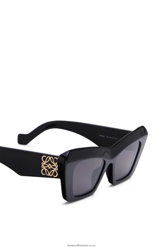 Loewe Women Cateye sunglasses in acetate Black LH60R1478
