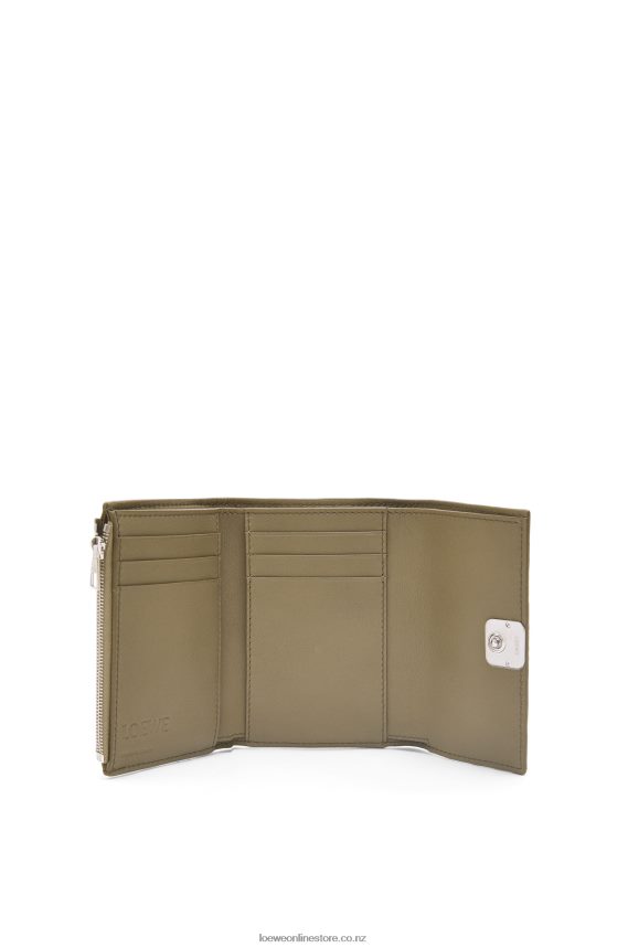 Loewe Women Anagram small vertical wallet in pebble grain calfskin Artichoke Green LH60R1291