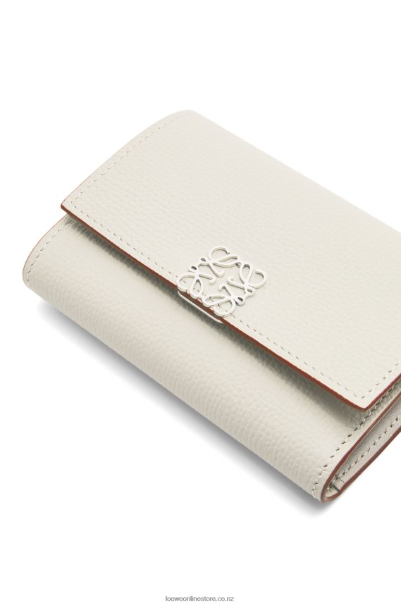 Loewe Women Anagram small vertical wallet in pebble grain calfskin Light Ghost LH60R1218