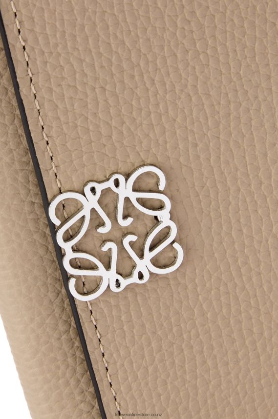 Loewe Women Anagram small vertical wallet in pebble grain calfskin Sand LH60R1216