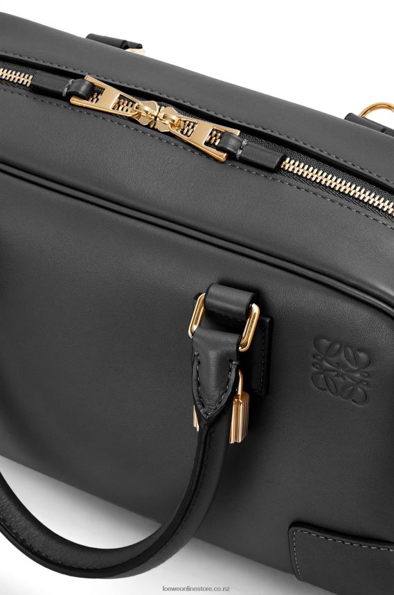 Loewe Women Amazona 23 bag in nappa calfskin Black LH60R157