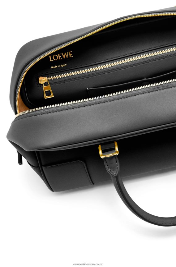 Loewe Women Amazona 28 bag in nappa calfskin Black LH60R141