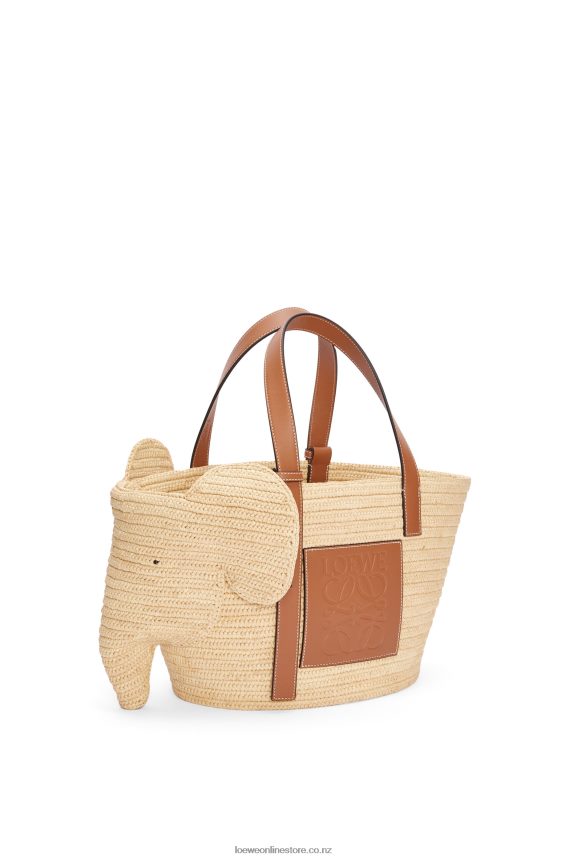Loewe Women Elephant basket bag in raffia and calfskin Natural/Tan LH60R80