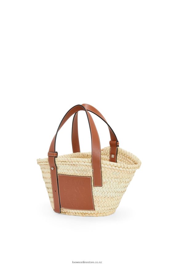 Loewe Women Small Basket bag in palm leaf and calfskin Natural/Tan LH60R20