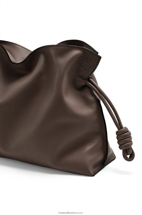 Loewe Women Flamenco clutch in nappa calfskin Chocolate LH60R623