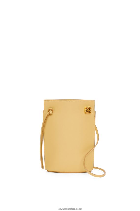 Loewe Women Dice pocket in classic calfskin Dark Butter LH60R574