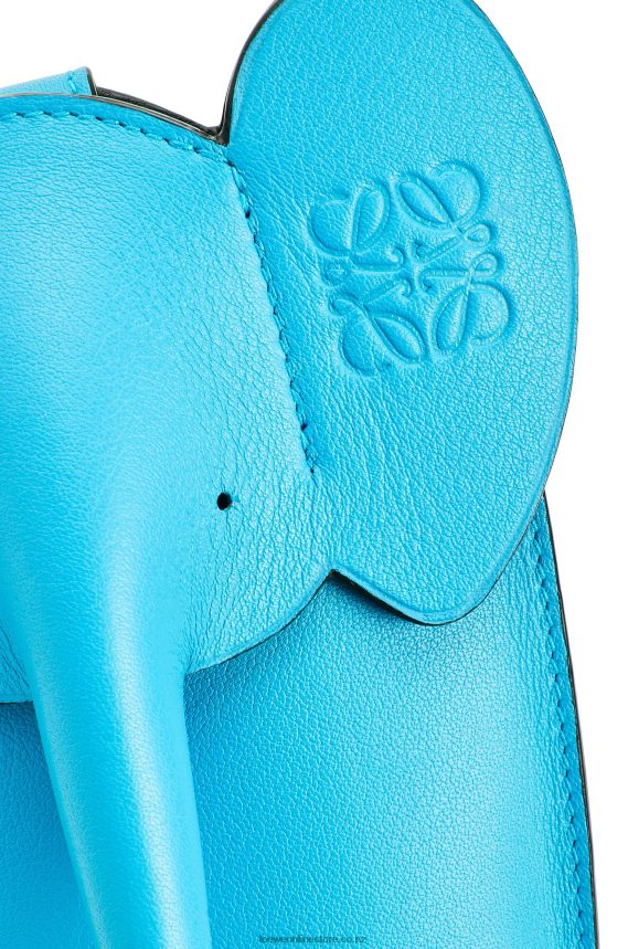 Loewe Women Elephant Pocket in classic calfskin Cyan LH60R603