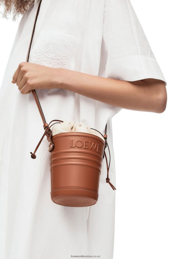 Loewe Women Jardinier pocket in calfskin Tan LH60R227