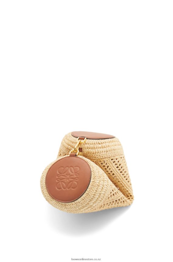 Loewe Women Bracelet pouch in raffia and calfskin Natural/Tan LH60R378