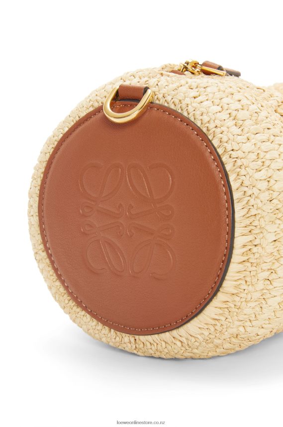 Loewe Women Bracelet pouch in raffia and calfskin Natural/Tan LH60R378