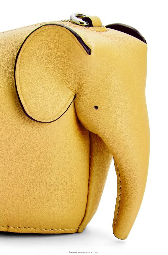 Loewe Women Elephant Pouch in classic calfskin Yellow LH60R557