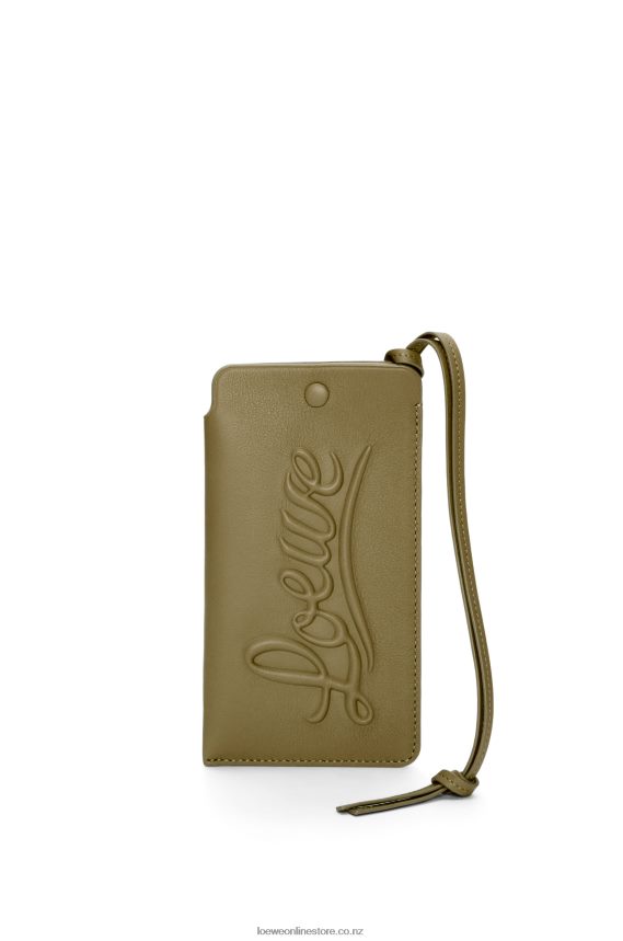 Loewe Women Loop pouch in classic calfskin Olive LH60R595