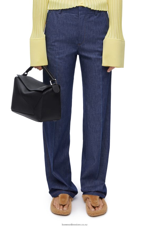 Loewe Women Puzzle bag in classic calfskin Black LH60R479