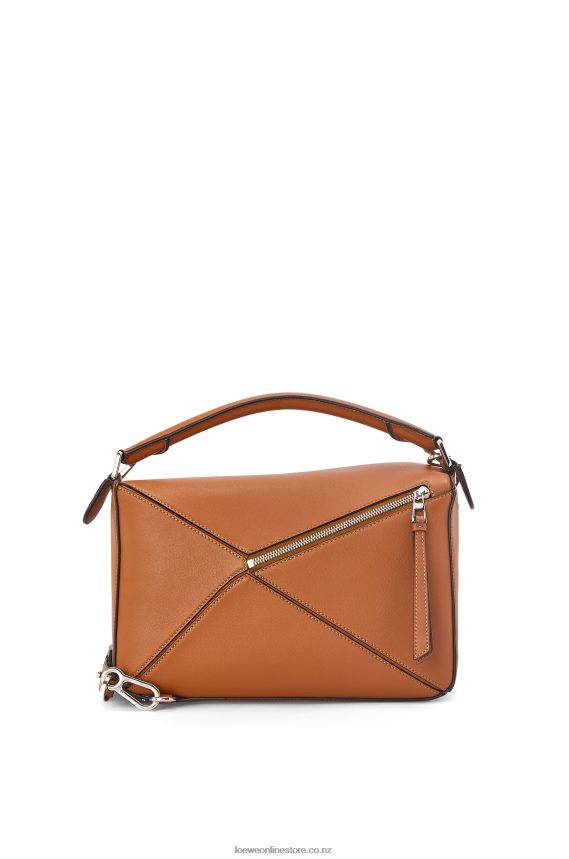 Loewe Women Puzzle bag in classic calfskin Tan LH60R487