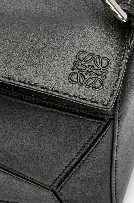 Loewe Women Small Puzzle bag in classic calfskin Black LH60R478