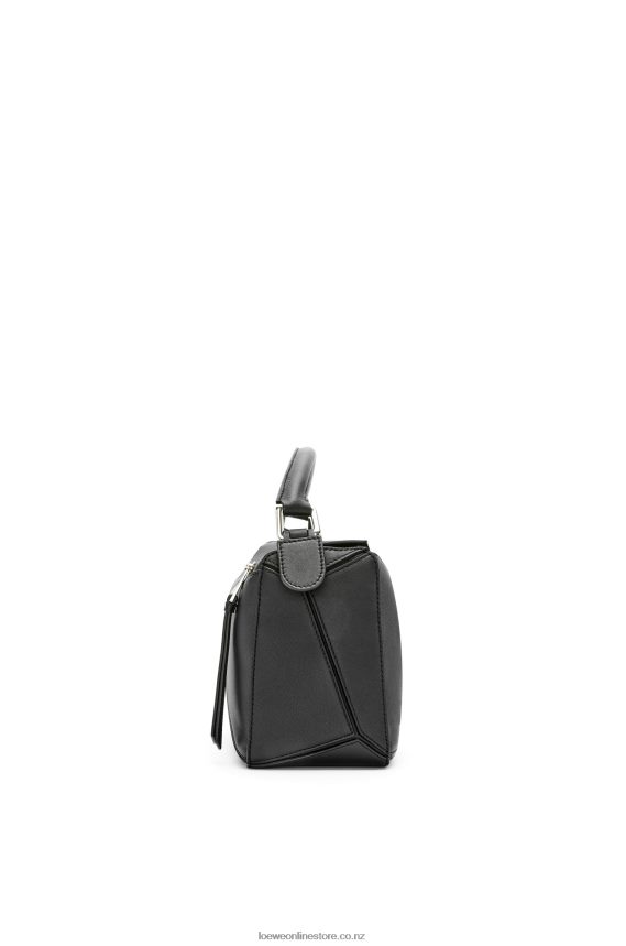Loewe Women Small Puzzle bag in classic calfskin Black LH60R478
