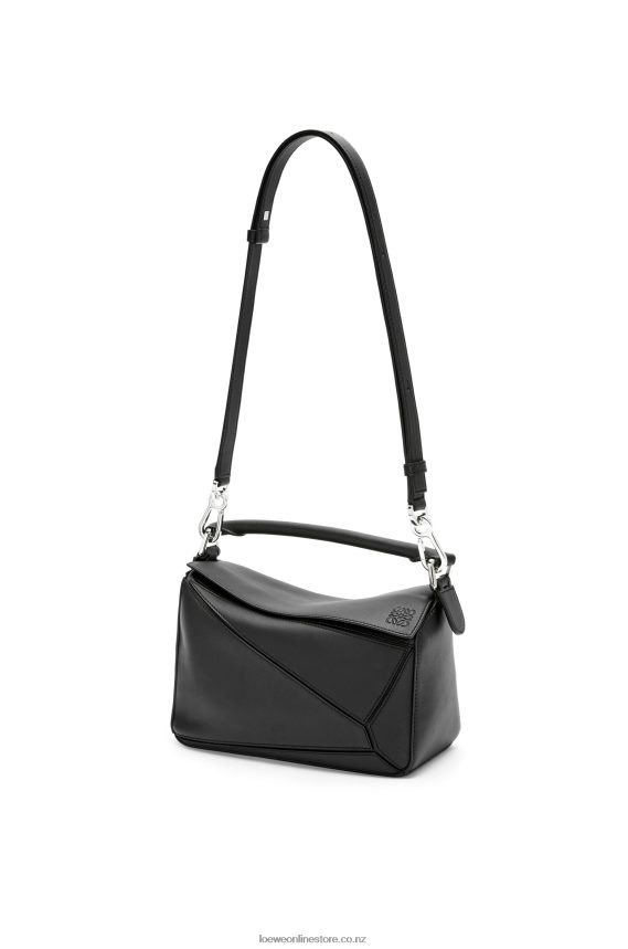 Loewe Women Small Puzzle bag in classic calfskin Black LH60R478
