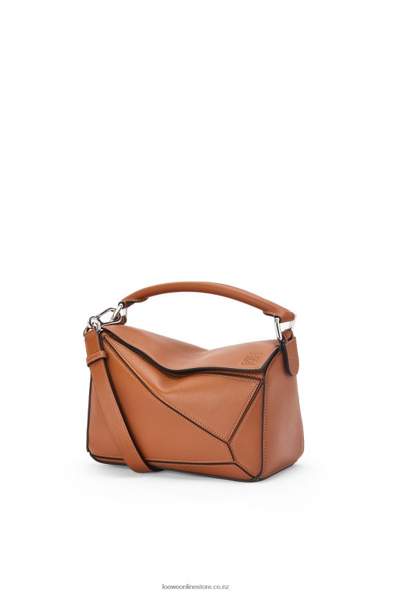 Loewe Women Small Puzzle bag in classic calfskin Tan LH60R364