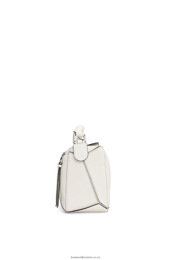 Loewe Women Small Puzzle bag in soft grained calfskin Soft White LH60R367