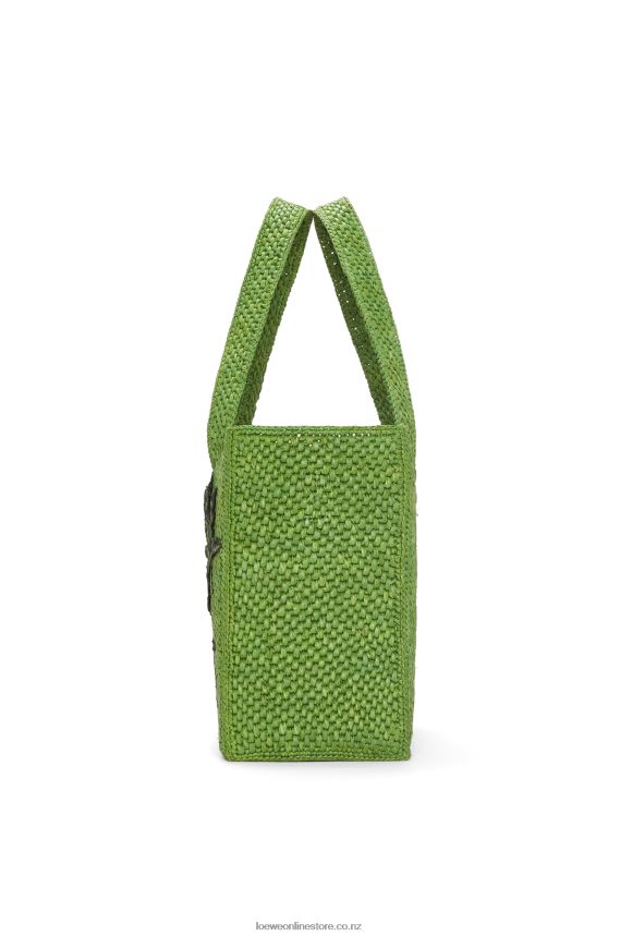 Loewe Women Leaf Font Tote in raffia Green LH60R31
