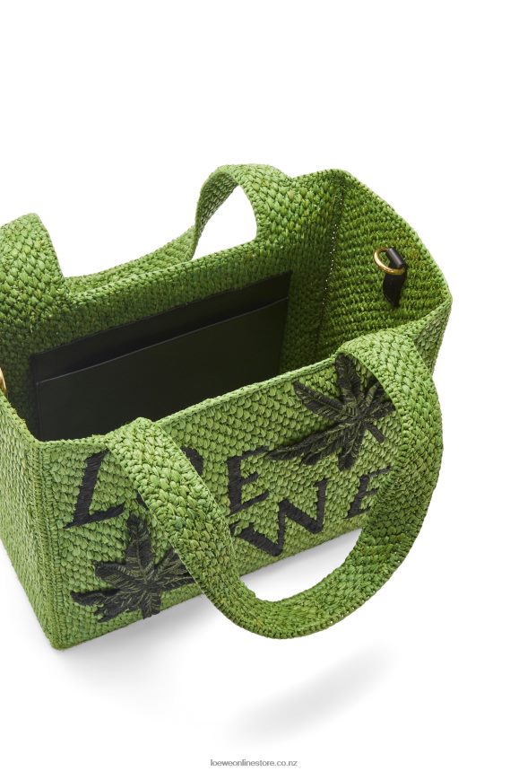 Loewe Women Leaf Font Tote in raffia Green LH60R31