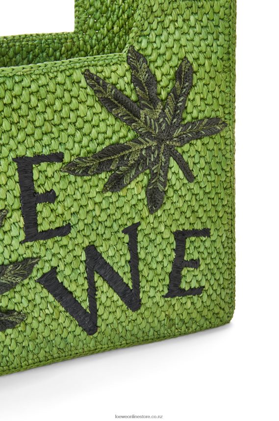 Loewe Women Leaf Font Tote in raffia Green LH60R31