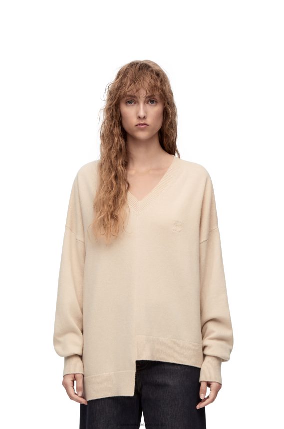 Loewe Women Asymmetric sweater in cashmere Champagne LH60R978