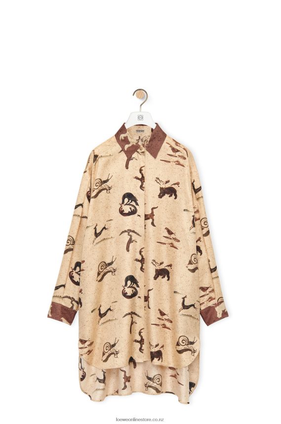 Loewe Women Animal print oversize shirt in silk Light Beige/Brown LH60R929